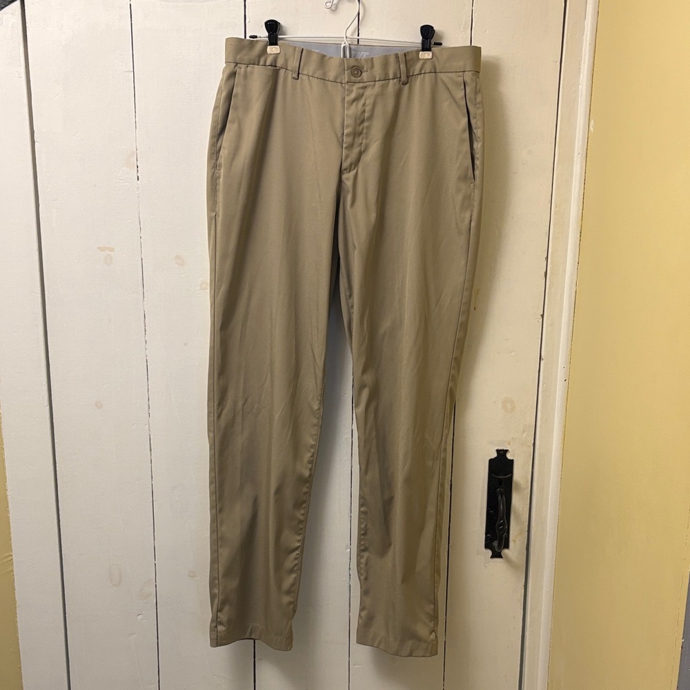Men's Nike Tan Golf/Chino Pants W33 L32